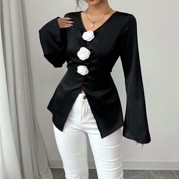 Black Elegant Women's Flowered V-Neck Flare Sleeve Waisted Long Sleeve Blouse - Picture 3 of 6